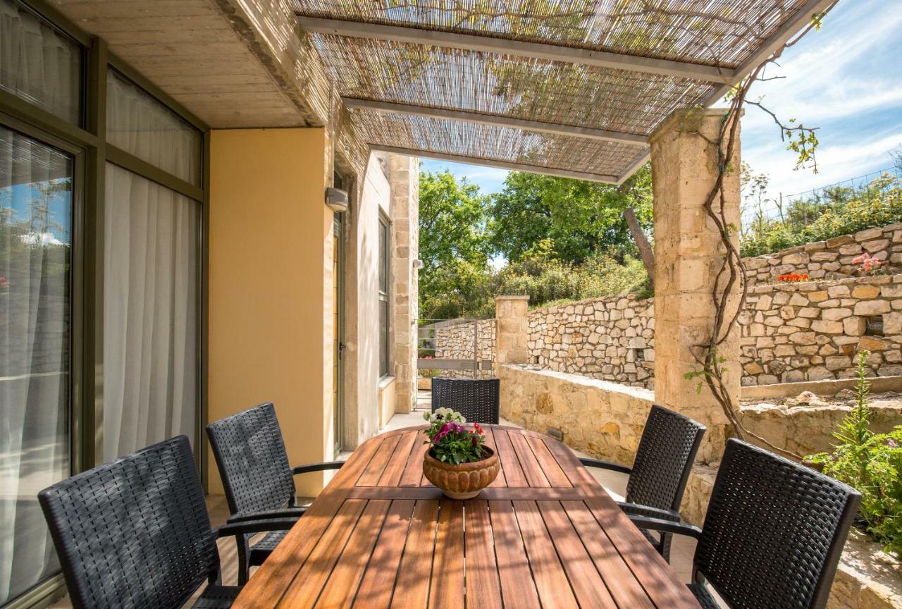 Anna Boutique Villas Mixórrouma エクステリア 写真